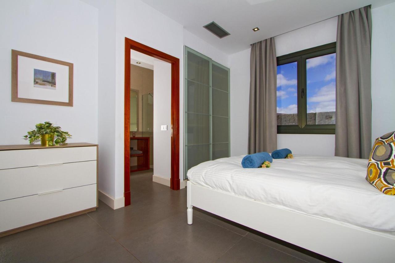 Luxury Los Mojones Villa Short Walk To Old Town Private Heated Pool Villa Los Mojones Angie Puerto Del Carmen Tías Exterior foto